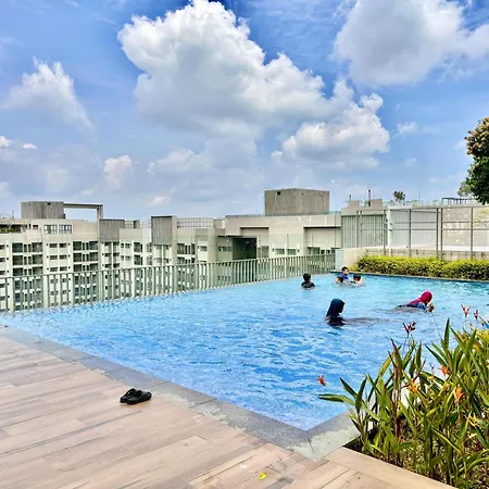 Youth City Residence Nilai Exterior photo